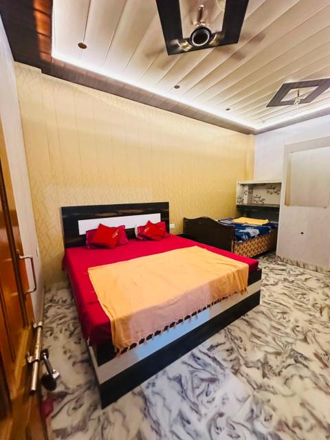 Lakshman Guest House Ayodhya
