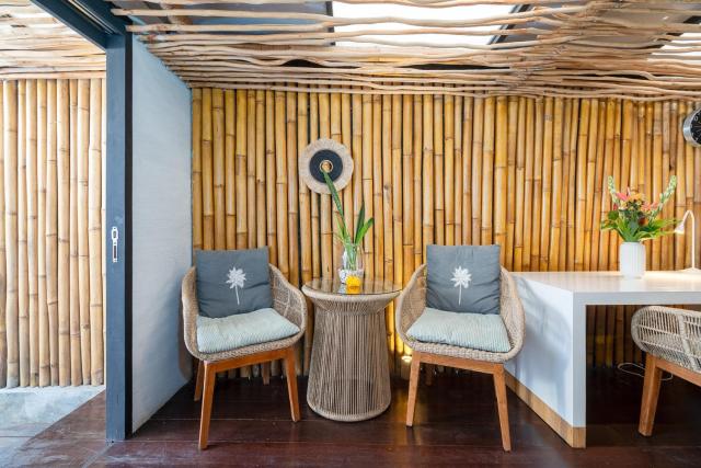 Studio The Ganesh - Private 1BR Apartment with Plunge Pool in Seminyak