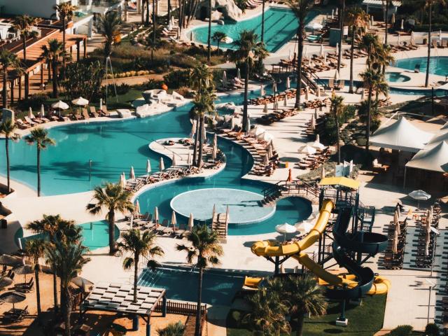 Adams Beach Hotel & Spa