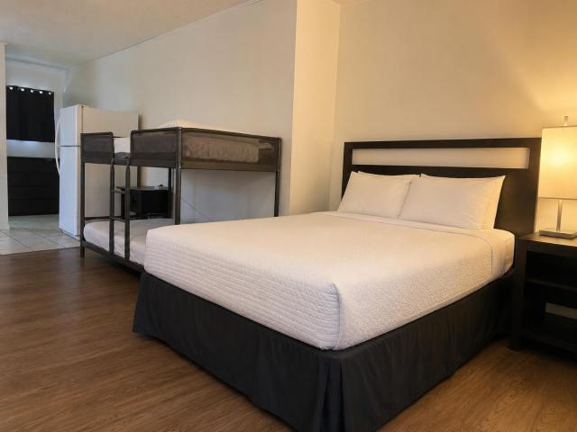 H&H Motor Lodge