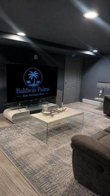 Baldwin palms