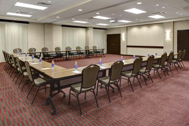 Hyatt Select Richmond Airport