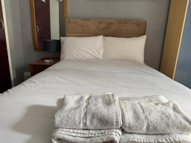 Sterling Lodge Hotel