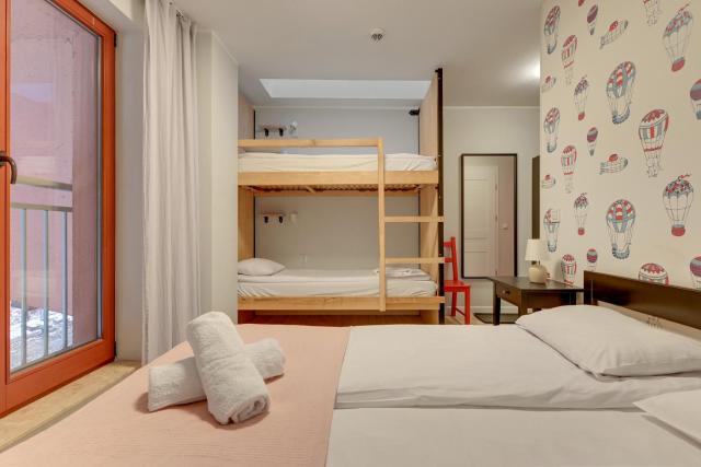 WaterLane Island Hostel&Apartments