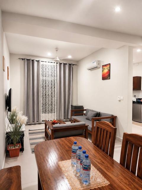 Beach 2bedrooms apartment - Netflix,WiFi,TV,Fridge,Kitchen