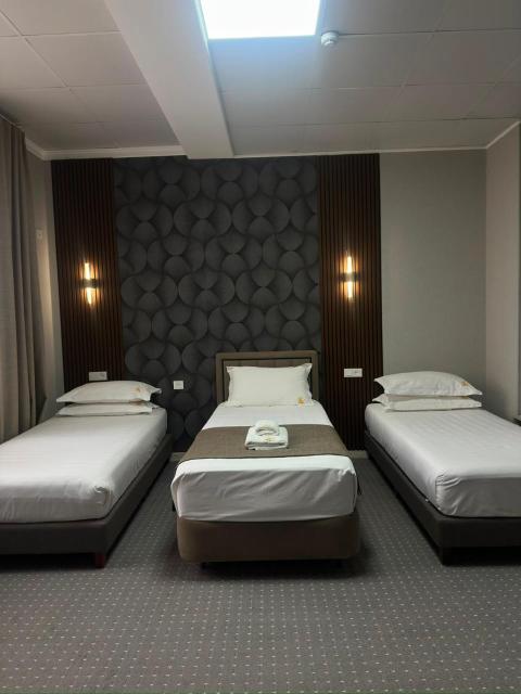 Cozy Hotel 华谊酒店