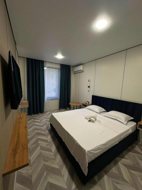 Dream Hotel