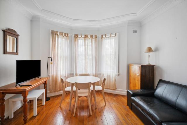 1 Bedroom Apartment With Incredible Location