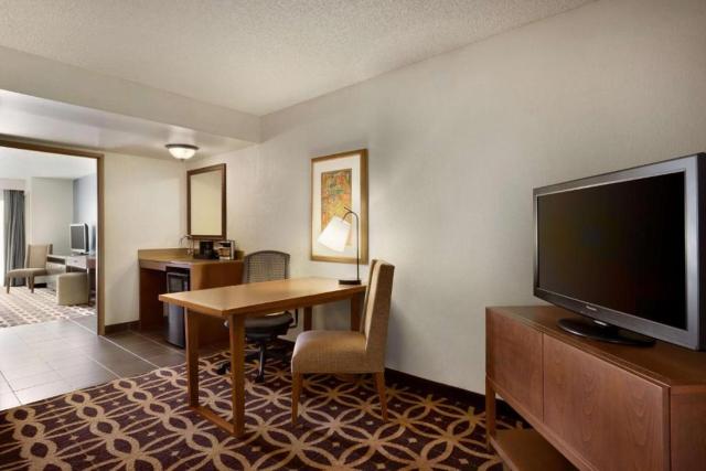 The Signature Suites