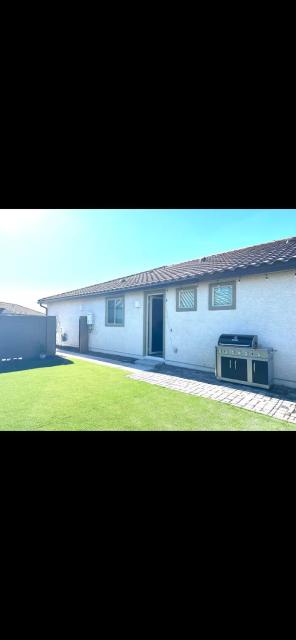 Modern Private Casita Close to Zoo-Casino-Stadium