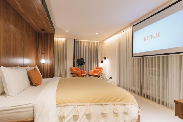 Makia Suites