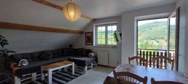 Appartement douillet avec vue sur les montagnes
