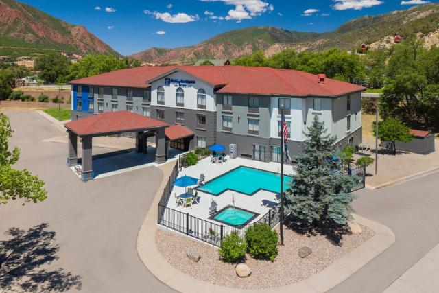 Holiday Inn Express Glenwood Springs Aspen Area by IHG