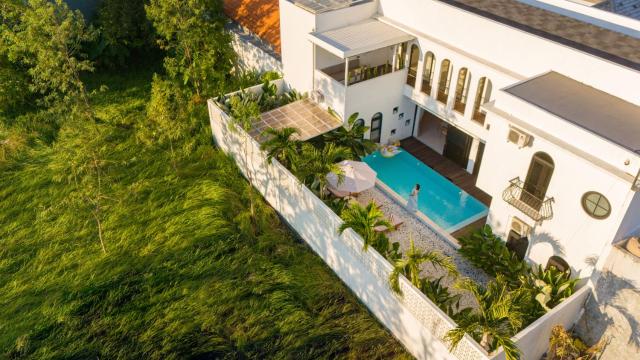 Jivani Villa Jimbaran - Private Pool & BBQ, Cinema Room, 9 Min to Nusa Dua Beach