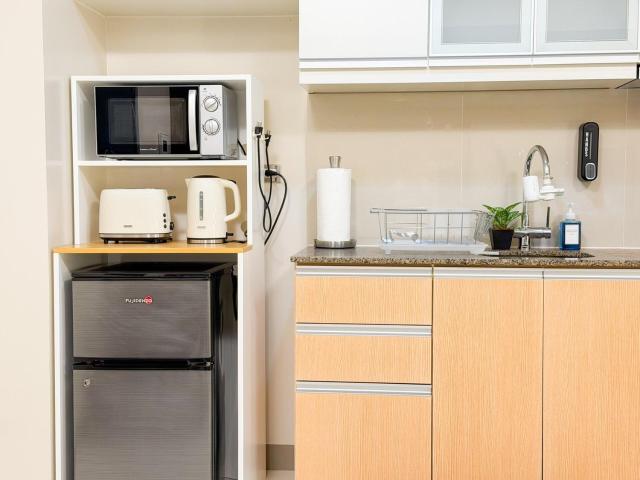 Luxe Condo in the Heart of Uptown BGC #oursw20g