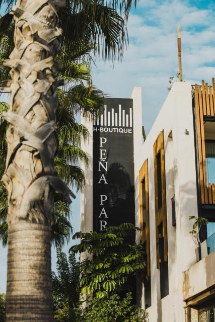 H Boutique Peña Parda