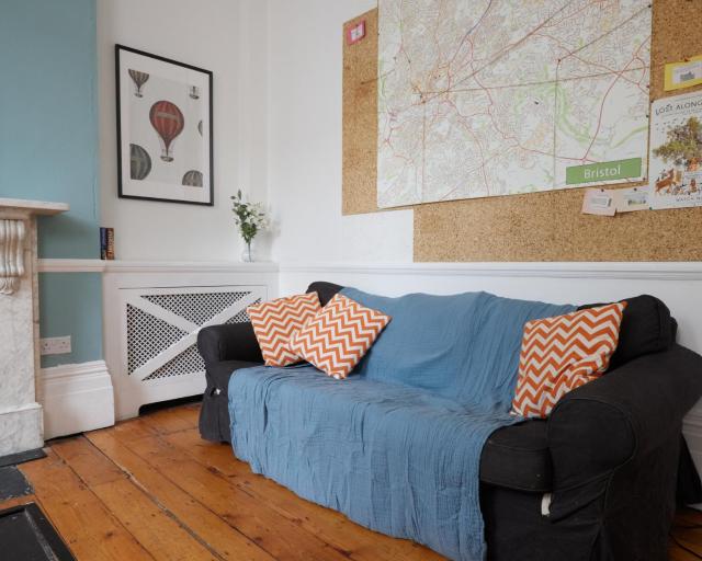 No 13 Georgian Shared House - By Clifton Short Lets