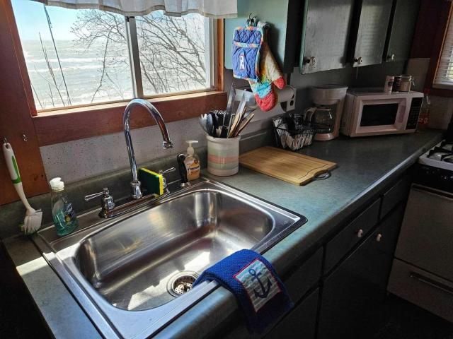 All of Anchorage Cottages 7 Homes on Lake Huron