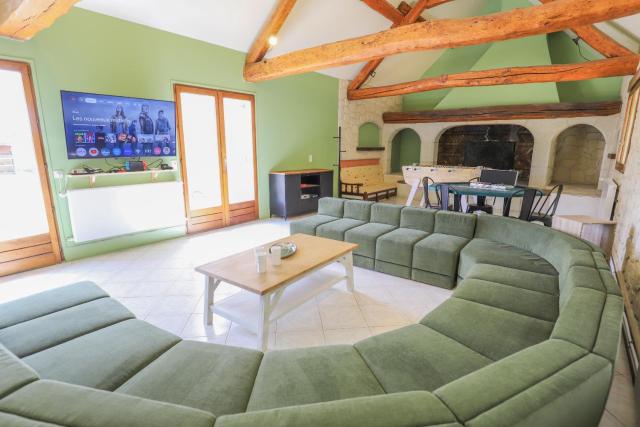 So Villas Villeblevin 89 - Piscine chauffee - Basket - 2h de Paris - 30p
