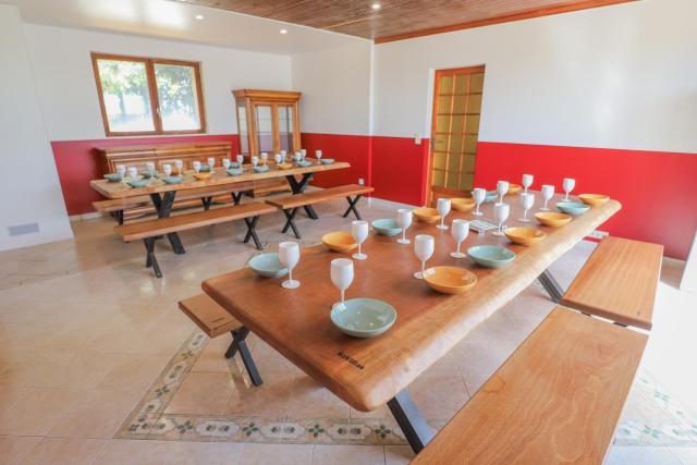 So Villas Villeblevin 89 - Piscine chauffee - Basket - 2h de Paris - 30p