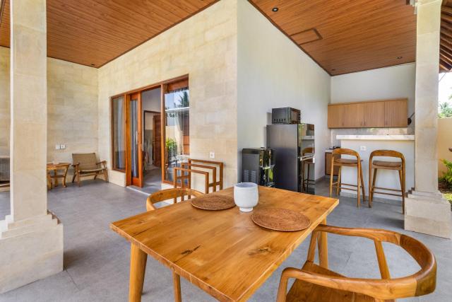 Private Pool Villa With Garden View Near Ubud