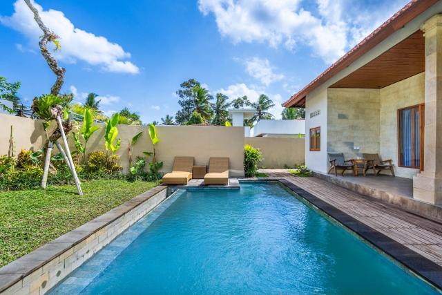 Private Pool Villa With Garden View Near Ubud
