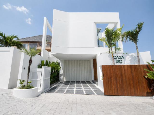 Casa Rio 3BR Enclosed Living & Pool