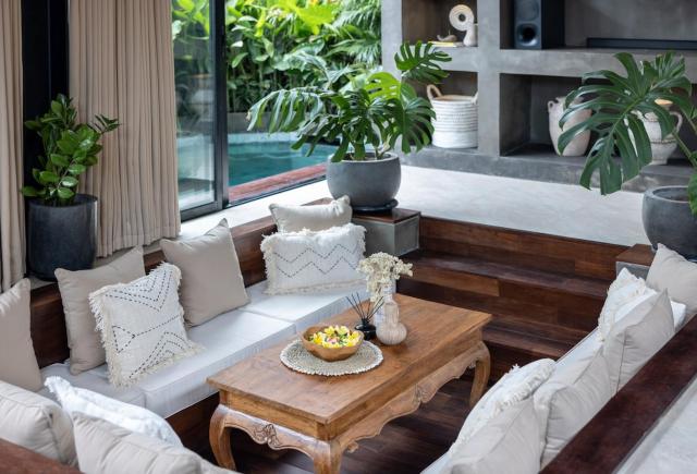 Tropical Loft 3 Private Pool Padonan, Canggu