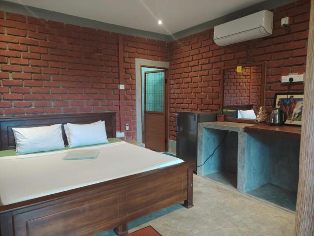 Click Hiriketiya Cabana