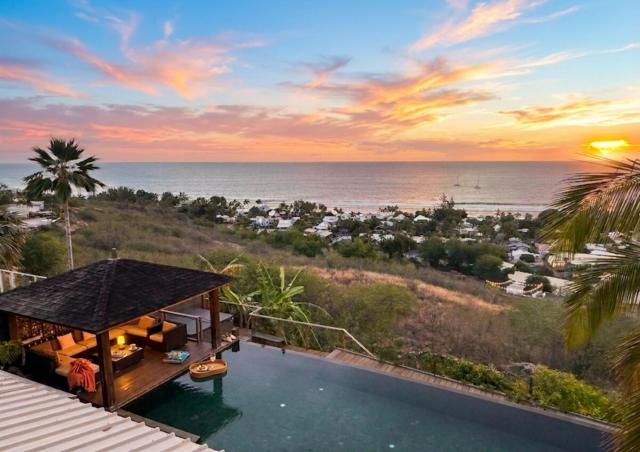 Villa Palãoma Ocean View, Pool & Spa
