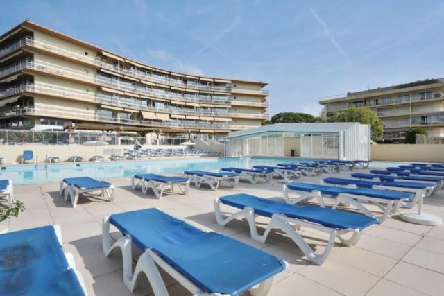 06U - Beautiful studio in residence - swimming pool and tennis court