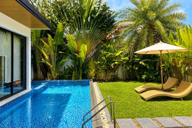 Chic Villa with Pool and Garden near Naiyang Beach - Cocoon 1 34-13