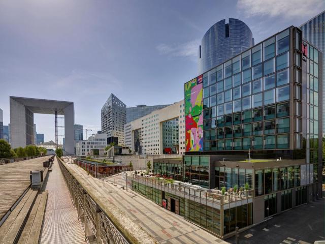 citizenM Paris La Défense