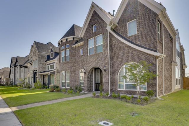 Quiet & Newly Built Home, 6 Mi to Lake Ray Hubbard