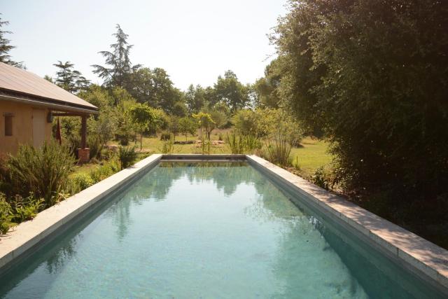 L'ONAGRE du Chant du Buc, gîte de standing, piscine d'exception, vaste jardin