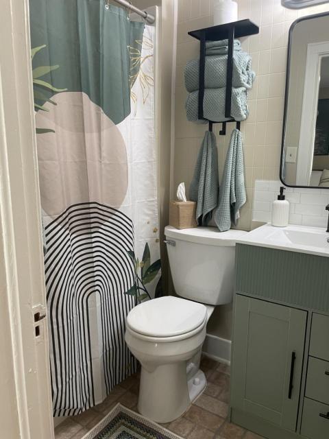 Cozy Coach House