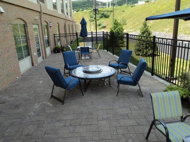 Holiday Inn Express and Suites Dickson City by IHG