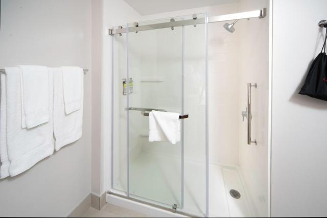 Holiday Inn Express & Suites - Fort Myers Airport by IHG