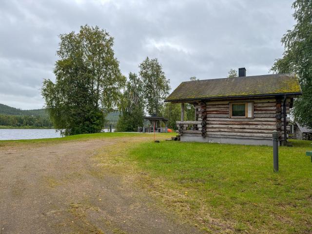 Northern Lights Riverside Cabin - Sauna & View