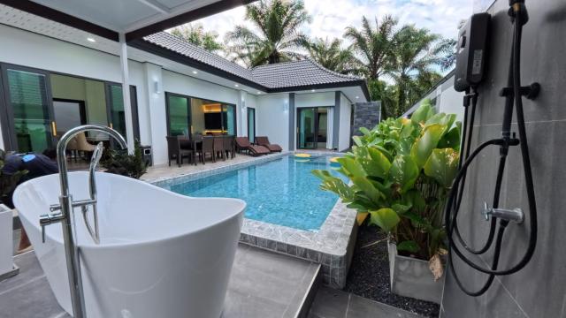 วิลล่าใน Ao Nang Yoona Luxury Pool Villa