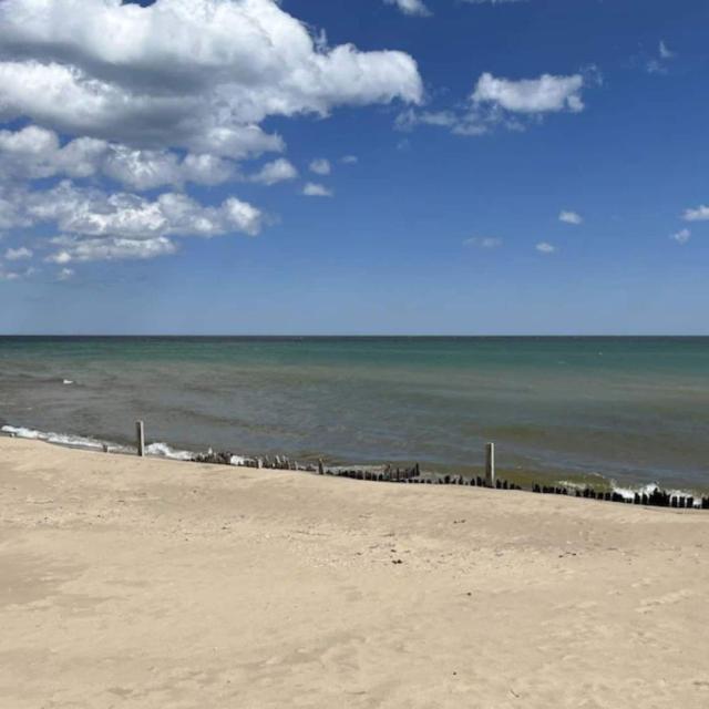 Lake Huron Group Retreat 13BR Resort w Pavilion