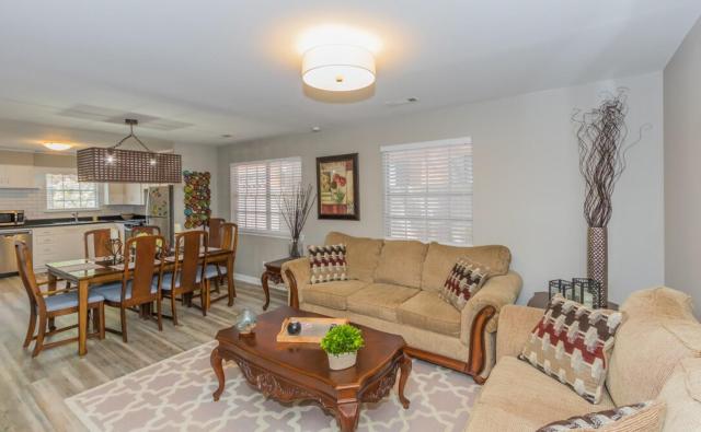 Indulge yourself at The Ivy- 3 bdrm in Downtown LR