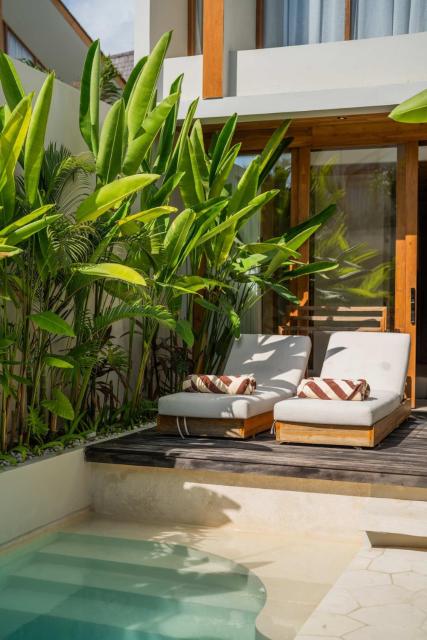 Avena Villa -Tropical 1BR With Pool in Balangan