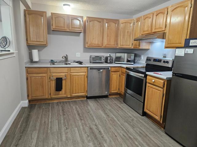 Cozy Lawrence 1BR Near KU - Wi-Fi & Patio