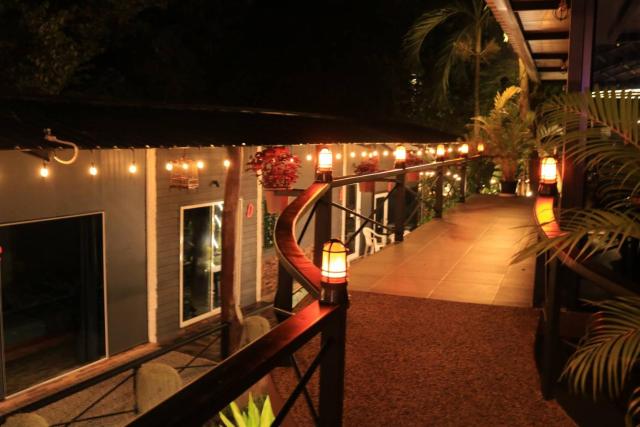 Summer Club2 Hostel and Cafe Aonang