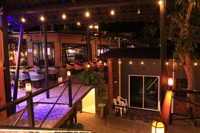 Summer Club2 Hostel and Cafe Aonang