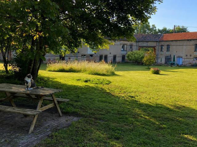 le relais Perrusson, Bed and breakfast et camping à la tuilerie