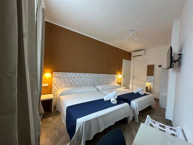 Hotel Link Rho - JCUBE HOTELLERIE