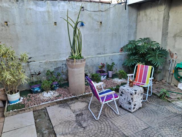 Hostel 5 km from Feevale and 1 km from Faixa 239