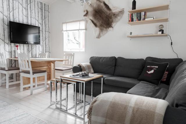 Cozy Cabin for 5 with Free parking